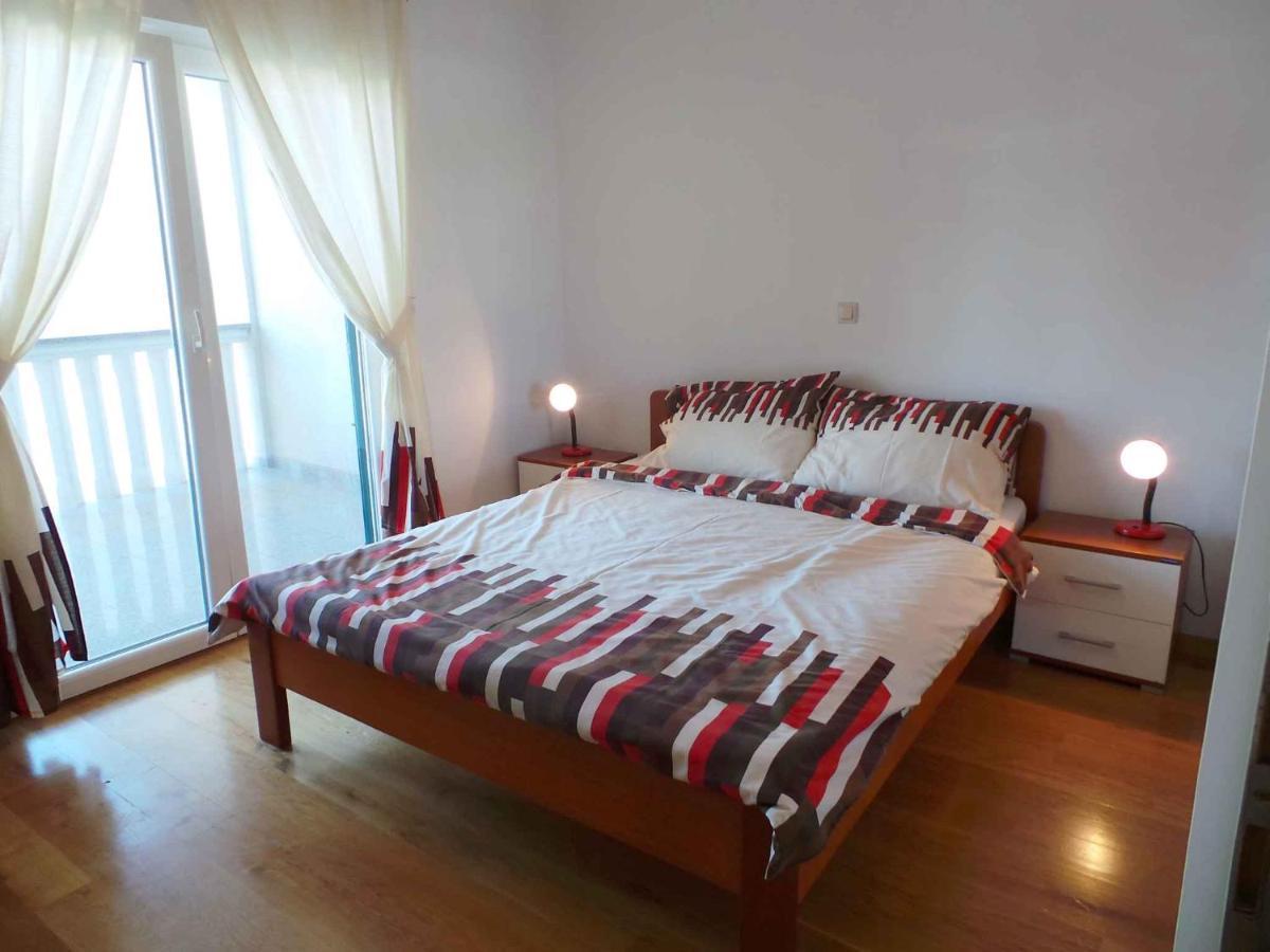 Holiday Home In Malinska/Insel Krk 13031 Kültér fotó