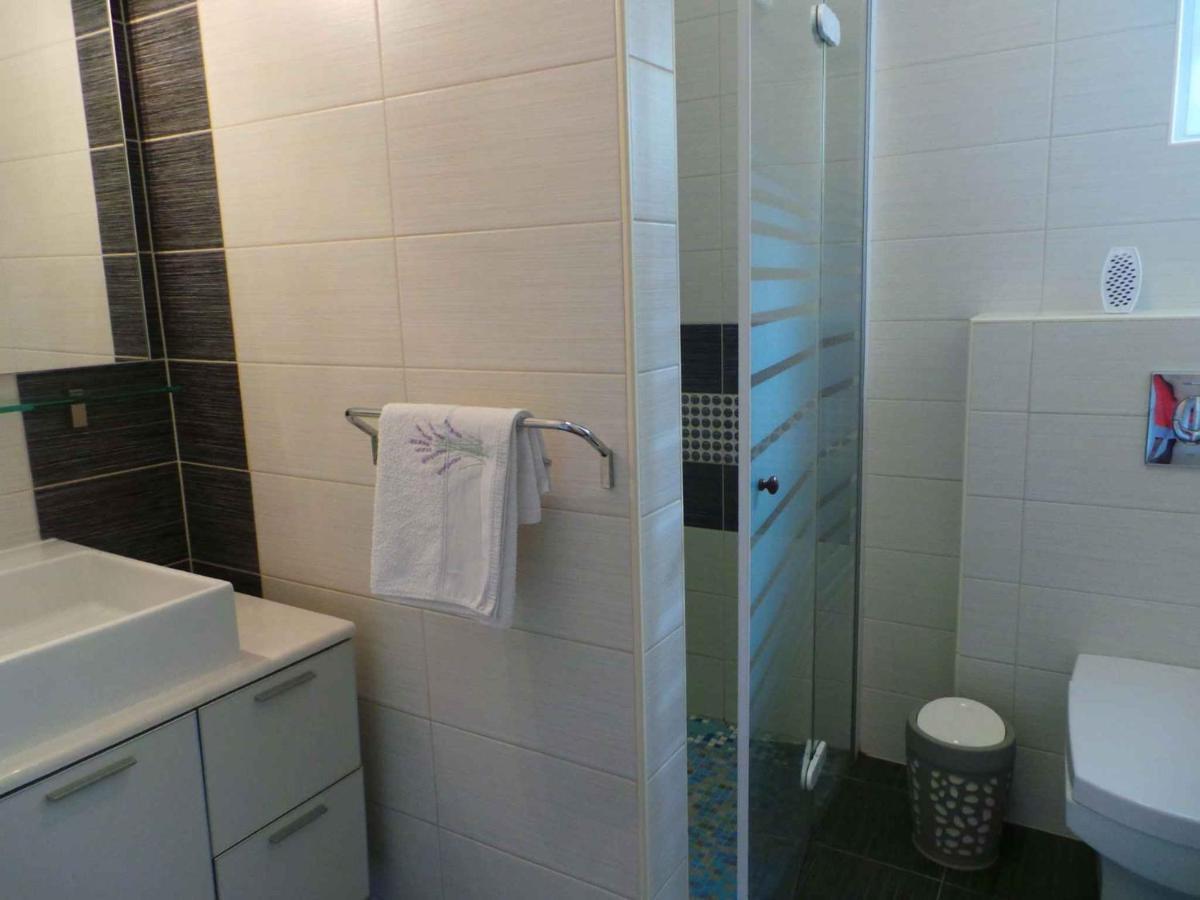 Holiday Home In Malinska/Insel Krk 13031 Kültér fotó