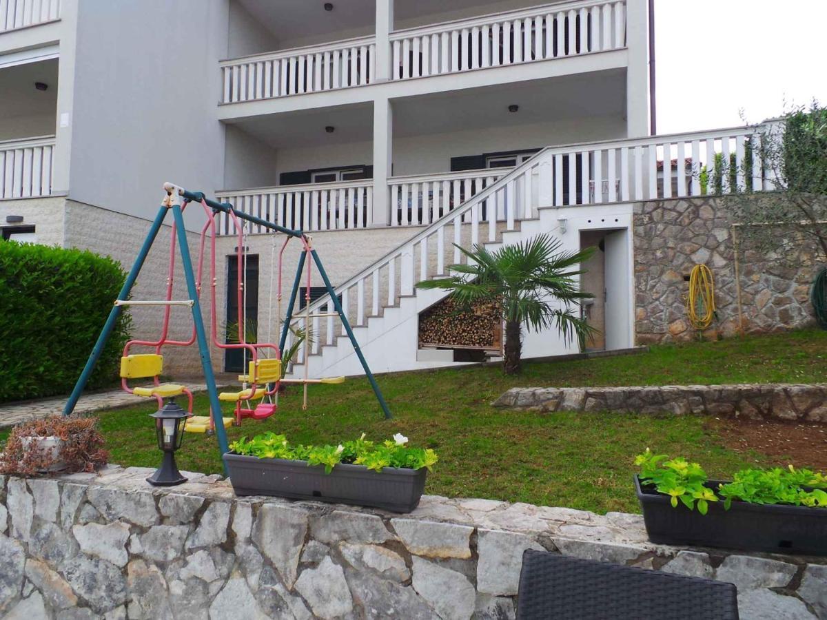 Holiday Home In Malinska/Insel Krk 13031 Kültér fotó