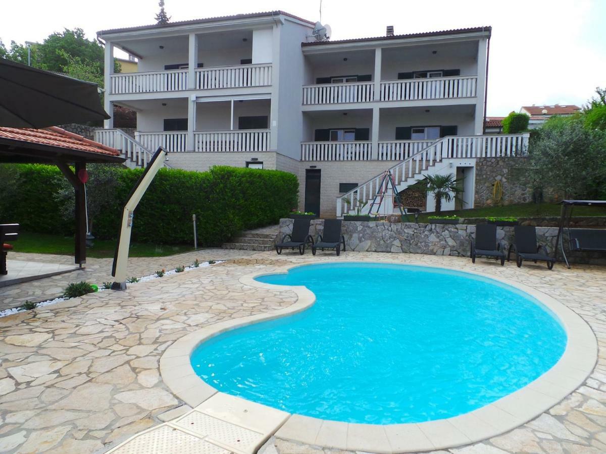 Holiday Home In Malinska/Insel Krk 13031 Kültér fotó